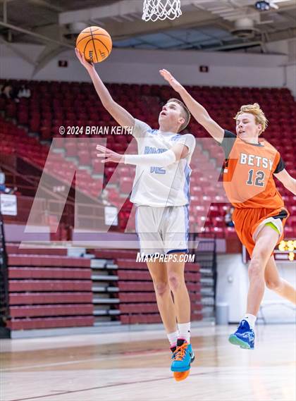 Thumbnail 3 in  Elizabethton vs Hampton (Tennessee) photogallery.