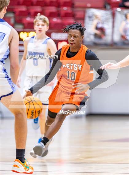 Thumbnail 2 in  Elizabethton vs Hampton (Tennessee) photogallery.