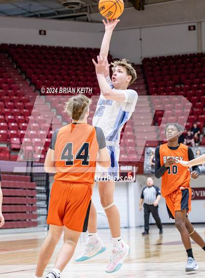 Thumbnail 1 in  Elizabethton vs Hampton (Tennessee) photogallery.