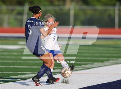 Thumbnail 3 in Jefferson vs Luella (GHSA 4A 3rd Round) photogallery.