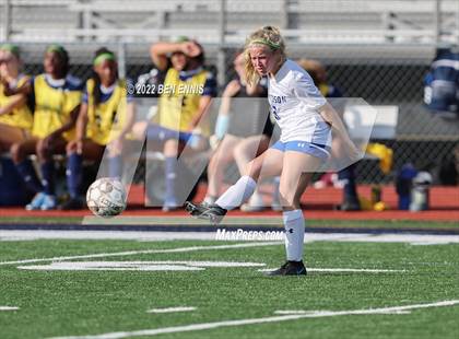 Thumbnail 3 in Jefferson vs Luella (GHSA 4A 3rd Round) photogallery.