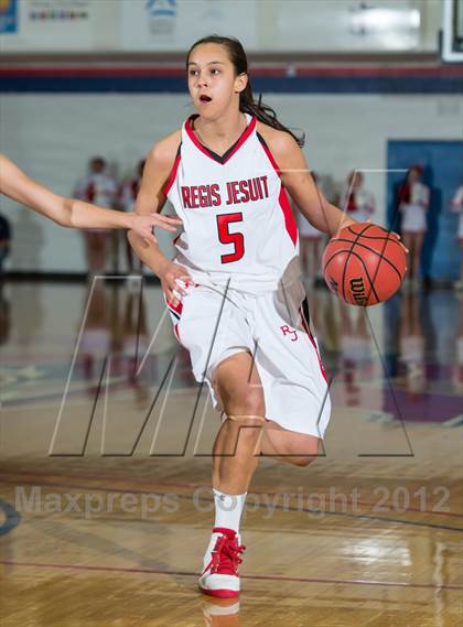 Thumbnail 1 in Regis Jesuit vs. Mullen photogallery.
