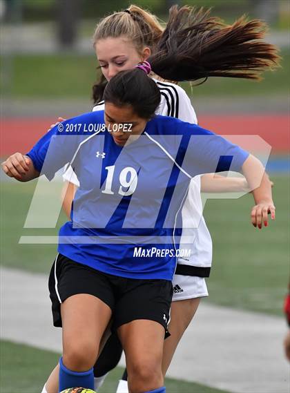 Thumbnail 3 in Diamond Ranch @ Charter Oak photogallery.