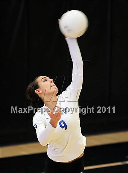 Thumbnail 2 in Redondo Union vs. Presentation (Archbishop Mitty Invitational Tournament) photogallery.