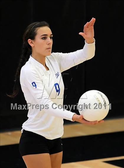 Thumbnail 1 in Redondo Union vs. Presentation (Archbishop Mitty Invitational Tournament) photogallery.
