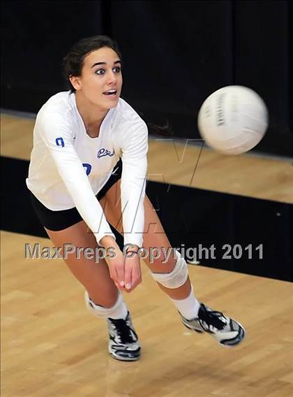 Thumbnail 2 in Redondo Union vs. Presentation (Archbishop Mitty Invitational Tournament) photogallery.