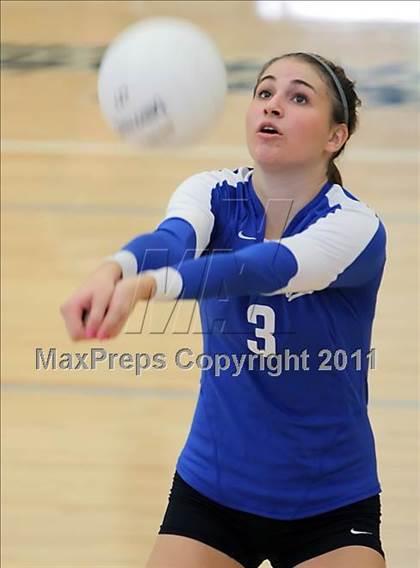 Thumbnail 3 in Redondo Union vs. Presentation (Archbishop Mitty Invitational Tournament) photogallery.