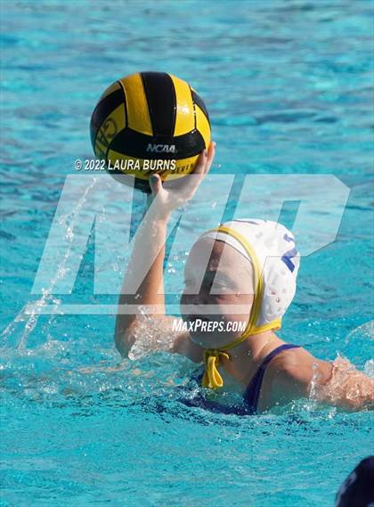 Thumbnail 2 in Arroyo Grande vs Clovis (Central Valley Showdown) photogallery.