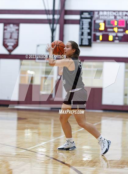 Thumbnail 1 in Muenster @ Bridgeport (Scrimmage) photogallery.