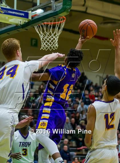 Thumbnail 2 in Christian Brothers Academy vs Troy (NYSPHSAA Class A Regional Final) photogallery.