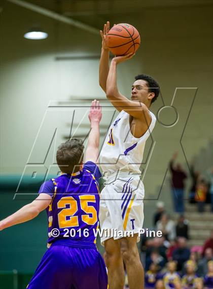 Thumbnail 3 in Christian Brothers Academy vs Troy (NYSPHSAA Class A Regional Final) photogallery.