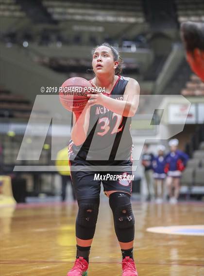 Thumbnail 3 in McFarland vs. San Joaquin Memorial (CIF CS D IV Final) photogallery.