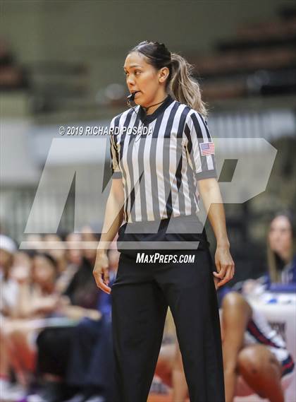 Thumbnail 3 in McFarland vs. San Joaquin Memorial (CIF CS D IV Final) photogallery.