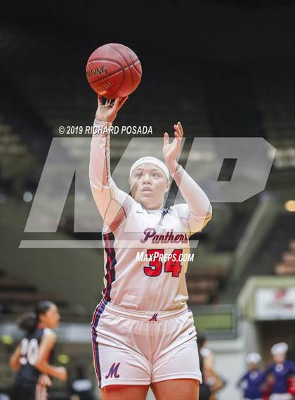 Thumbnail 2 in McFarland vs. San Joaquin Memorial (CIF CS D IV Final) photogallery.