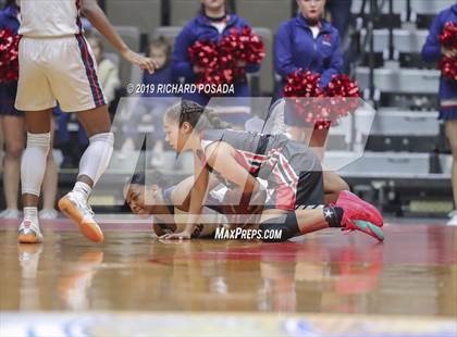 Thumbnail 1 in McFarland vs. San Joaquin Memorial (CIF CS D IV Final) photogallery.