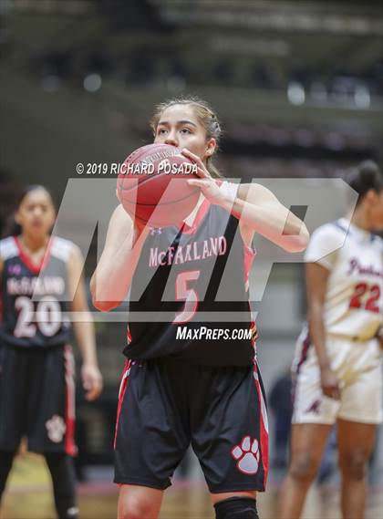 Thumbnail 2 in McFarland vs. San Joaquin Memorial (CIF CS D IV Final) photogallery.