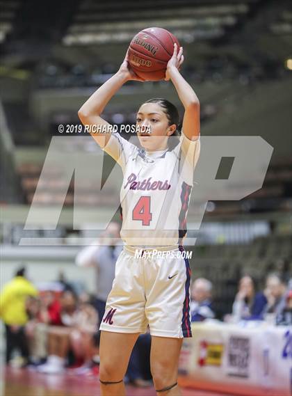 Thumbnail 3 in McFarland vs. San Joaquin Memorial (CIF CS D IV Final) photogallery.
