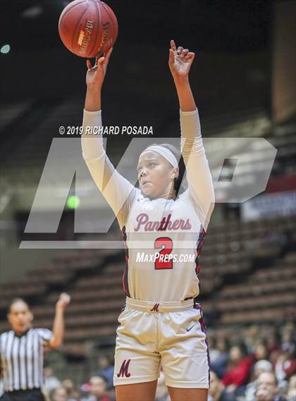 Thumbnail 1 in McFarland vs. San Joaquin Memorial (CIF CS D IV Final) photogallery.