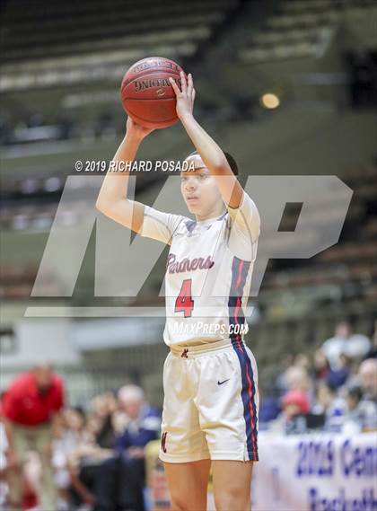 Thumbnail 1 in McFarland vs. San Joaquin Memorial (CIF CS D IV Final) photogallery.