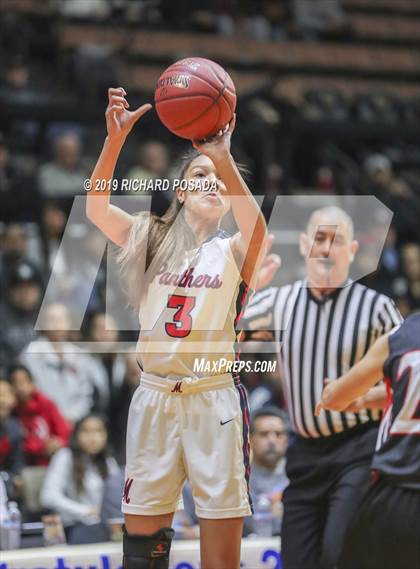 Thumbnail 2 in McFarland vs. San Joaquin Memorial (CIF CS D IV Final) photogallery.