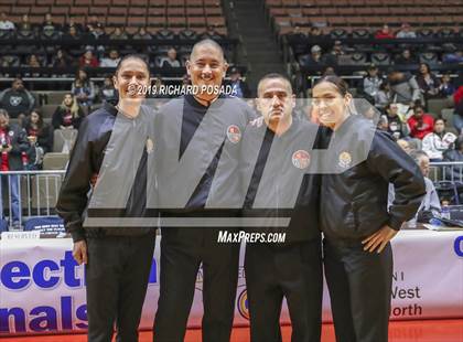 Thumbnail 1 in McFarland vs. San Joaquin Memorial (CIF CS D IV Final) photogallery.