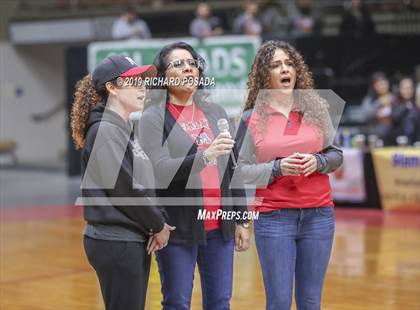 Thumbnail 2 in McFarland vs. San Joaquin Memorial (CIF CS D IV Final) photogallery.