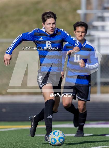 Thumbnail 2 in Lincoln High vs. Papillion-LaVista South photogallery.