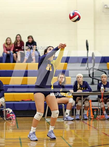 Thumbnail 1 in Farmington @ RHAM photogallery.