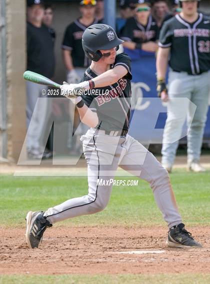 Thumbnail 2 in Sherwood vs. Westview (Coach Bob Invitational) photogallery.