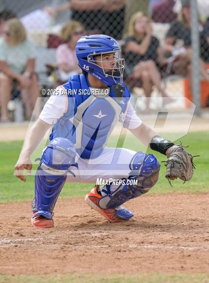 Thumbnail 3 in Sherwood vs. Westview (Coach Bob Invitational) photogallery.
