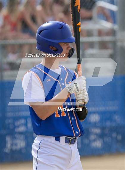 Thumbnail 3 in Sherwood vs. Westview (Coach Bob Invitational) photogallery.