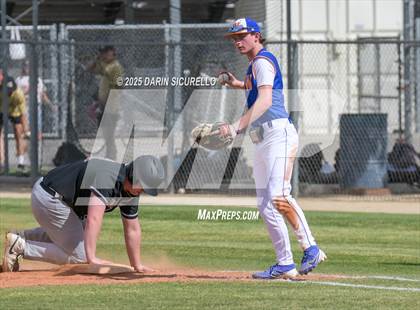 Thumbnail 2 in Sherwood vs. Westview (Coach Bob Invitational) photogallery.