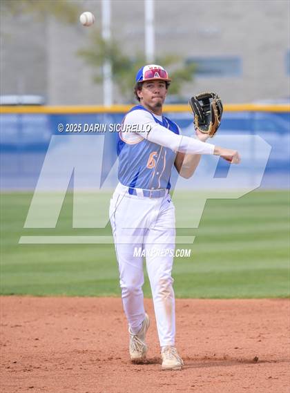 Thumbnail 1 in Sherwood vs. Westview (Coach Bob Invitational) photogallery.
