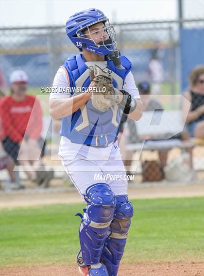 Thumbnail 2 in Sherwood vs. Westview (Coach Bob Invitational) photogallery.