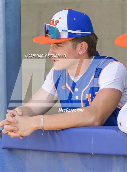 Thumbnail 2 in Sherwood vs. Westview (Coach Bob Invitational) photogallery.