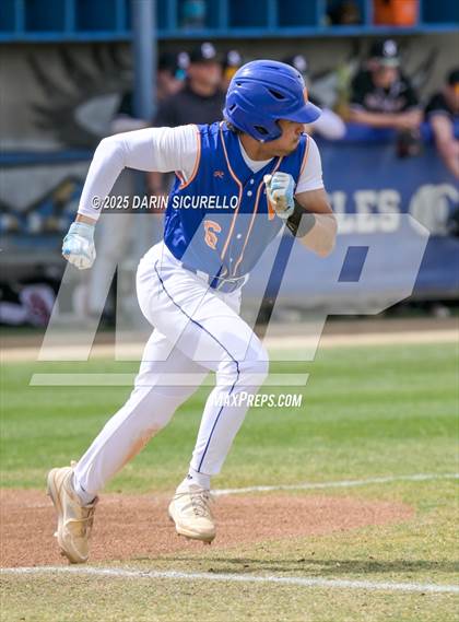 Thumbnail 3 in Sherwood vs. Westview (Coach Bob Invitational) photogallery.