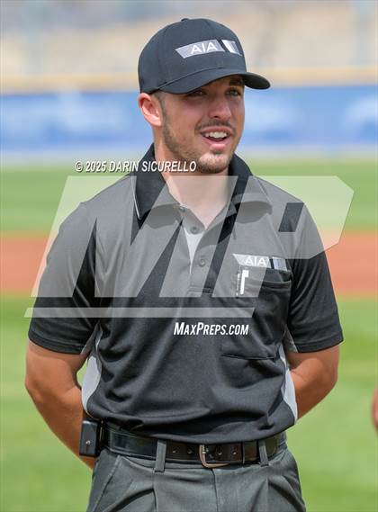 Thumbnail 3 in Sherwood vs. Westview (Coach Bob Invitational) photogallery.
