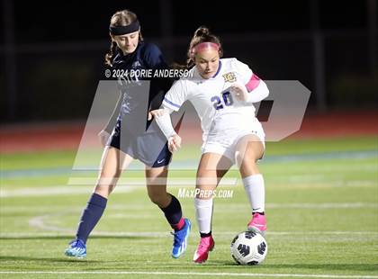 Thumbnail 1 in Del Campo @ Vista del Lago photogallery.