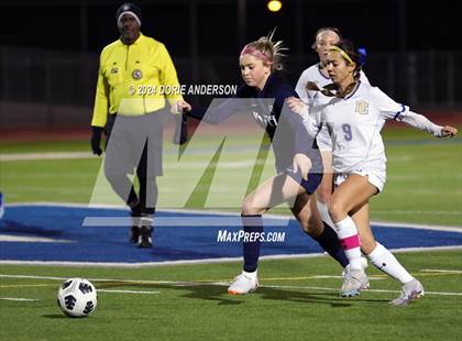 Thumbnail 2 in Del Campo @ Vista del Lago photogallery.