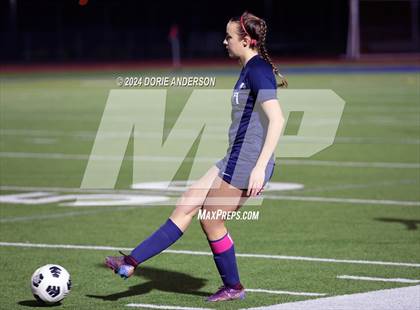 Thumbnail 1 in Del Campo @ Vista del Lago photogallery.