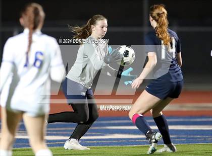 Thumbnail 1 in Del Campo @ Vista del Lago photogallery.