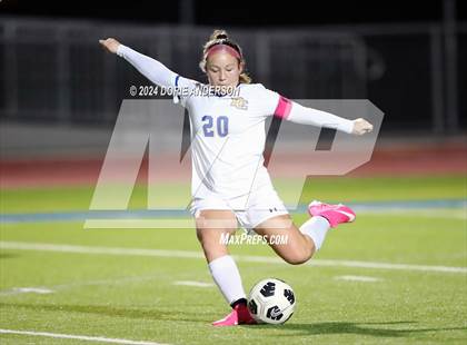 Thumbnail 3 in Del Campo @ Vista del Lago photogallery.