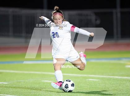 Thumbnail 2 in Del Campo @ Vista del Lago photogallery.