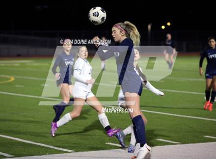 Thumbnail 2 in Del Campo @ Vista del Lago photogallery.
