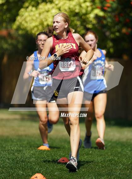 Thumbnail 2 in John Martin XC Invitational photogallery.