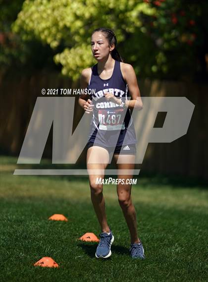 Thumbnail 2 in John Martin XC Invitational photogallery.