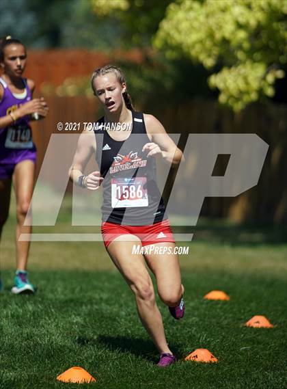Thumbnail 2 in John Martin XC Invitational photogallery.