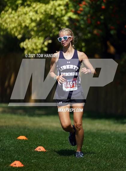 Thumbnail 3 in John Martin XC Invitational photogallery.