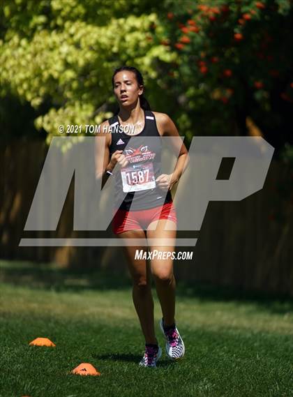 Thumbnail 3 in John Martin XC Invitational photogallery.