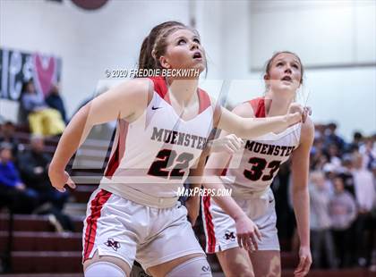 Thumbnail 3 in Muenster vs. Lindsay (UIL 2A Region II Bi-District) photogallery.